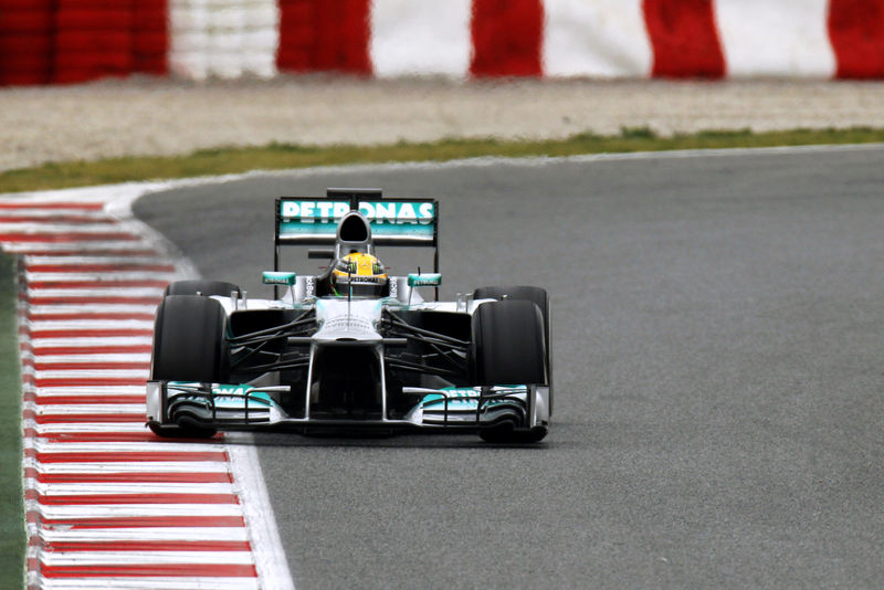 Fórmula 1 – Pretemporada: Lewis Hamilton cerró la segunda semana de pretemporada bajo la lluvia