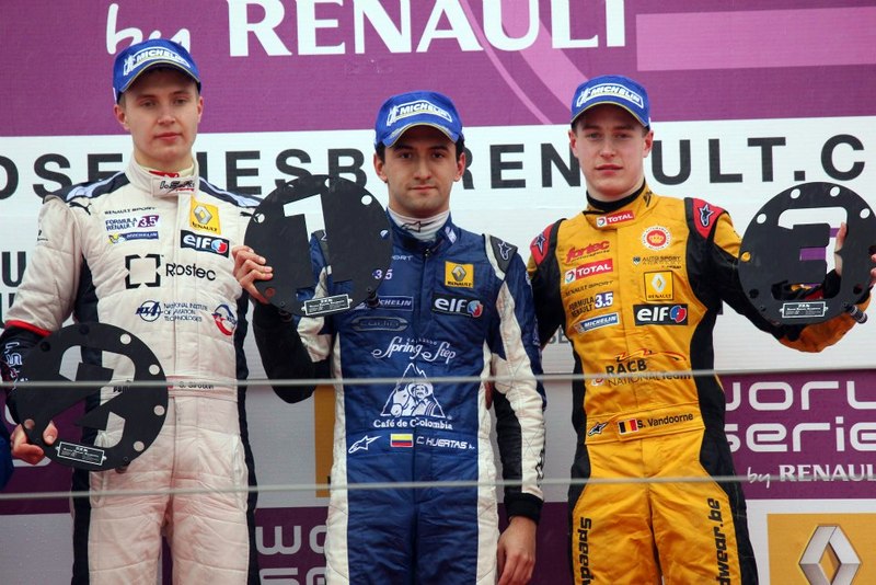 Flash: Colombiano Carlos Huertas triunfó en la World Series by Renault