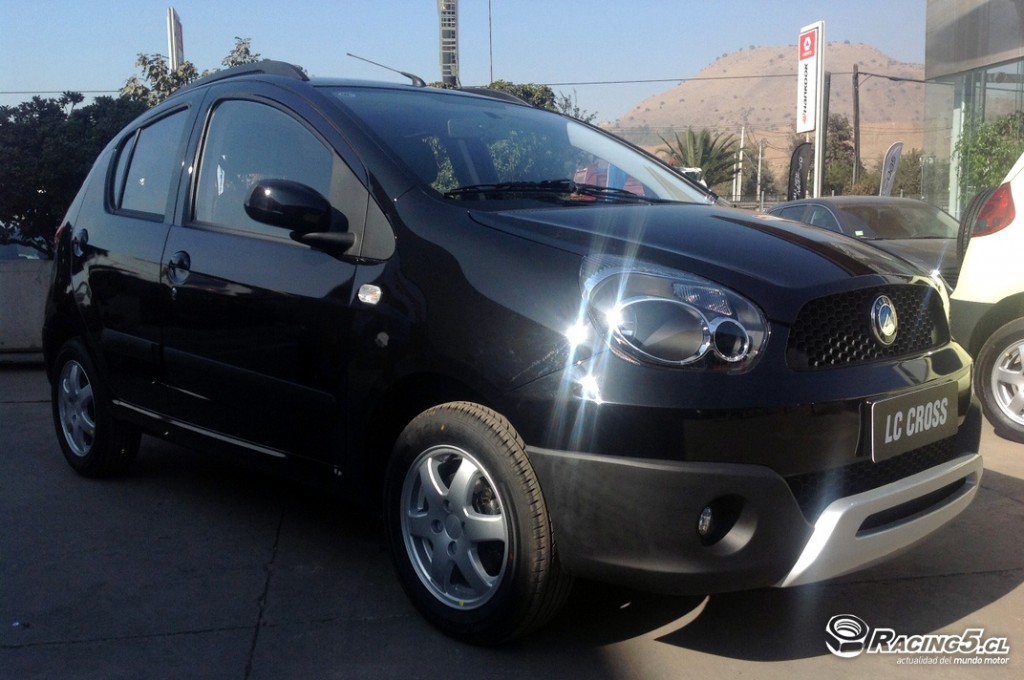 Lanzamiento: Geely abre las opciones presentando en Chile al nuevo LC Cross, el primer «citycross»