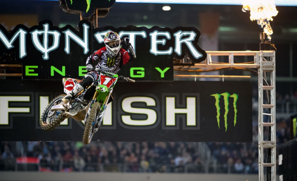 Ryan Villopoto logra su tercer título consecutivo de Supercross
