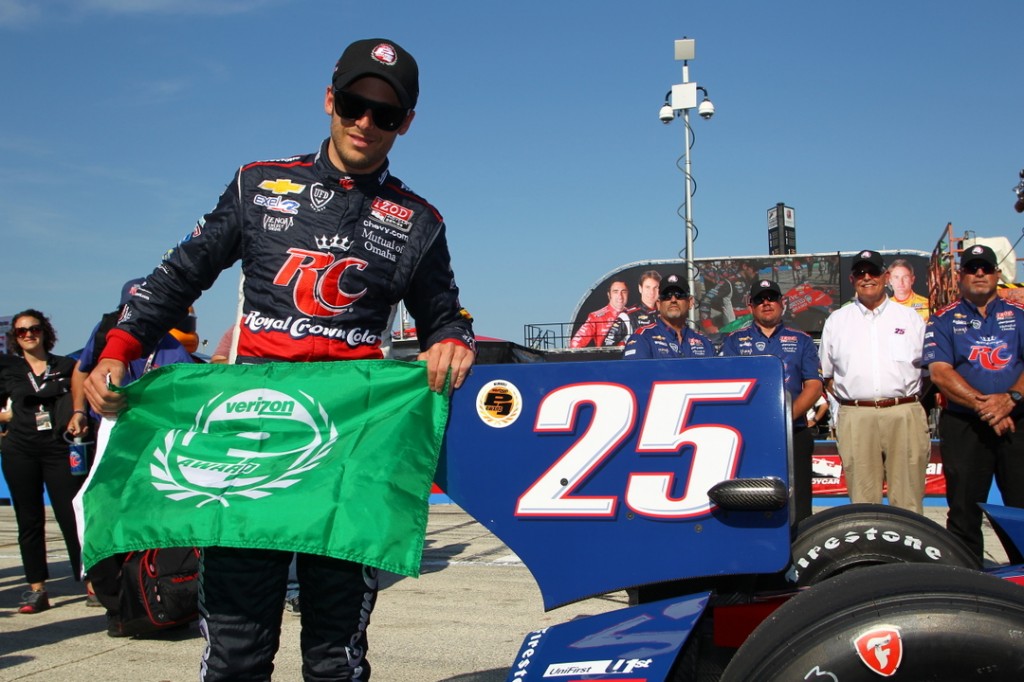 IndyCar: Marco Andretti parte en la pole position hoy en Milwaukee, buena clasificación de Viso y Saavedra