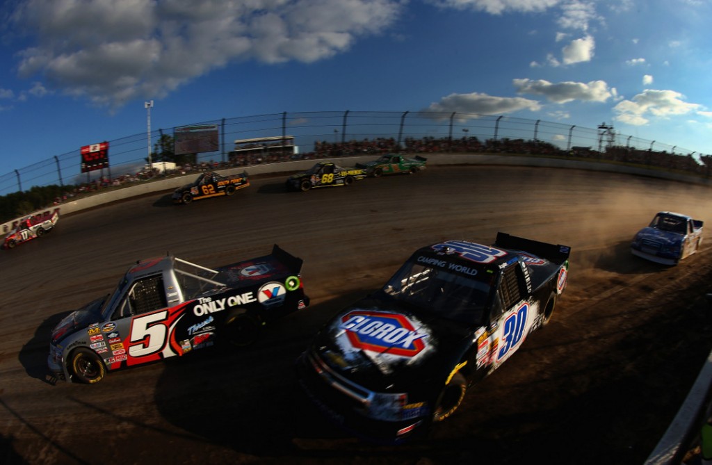 Bien jugado: El regreso de NASCAR a las pistas de tierra fue un éxito