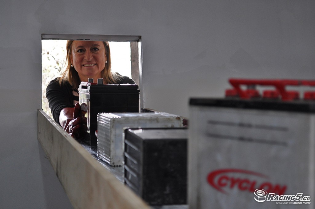 Derco inaugura primer punto limpio para el reciclaje de baterías en Chile
