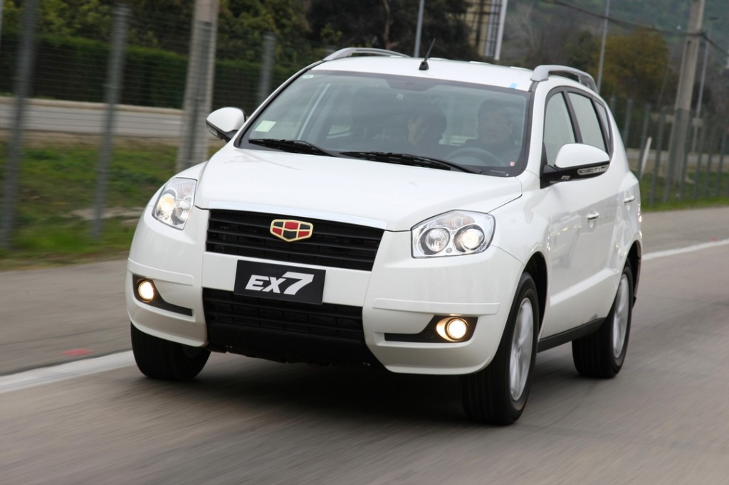 El primer SUV de Geely llega a Chile: Presentan al nuevo Emgrand EX7