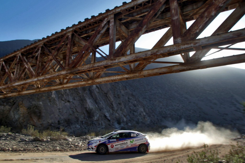 RallyMobil: Ruy Barbosa lidera la R3 en La Serena, Luis Ignacio Rosselot manda en la N4