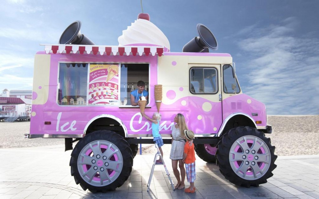 Curiosidades R5: Skoda presenta el furgón de helados más grande del mundo