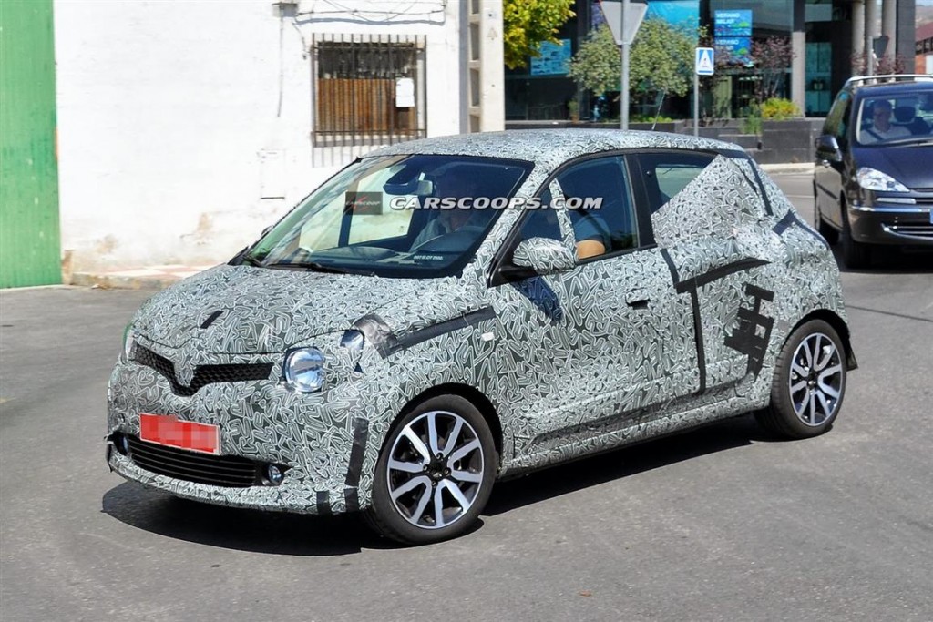 El próximo Renault Twingo tendrá motor y tracción trasera -a lo Escarabajo-