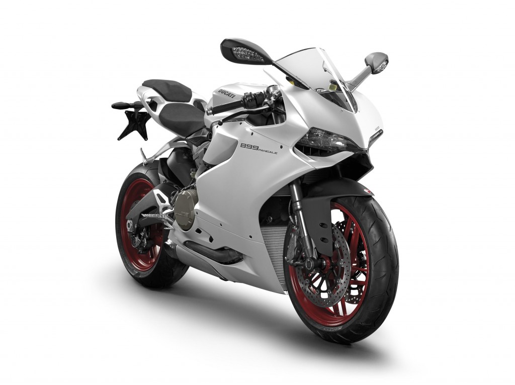 Ducati presenta la 899 Panigale en el Salón de Frankfurt