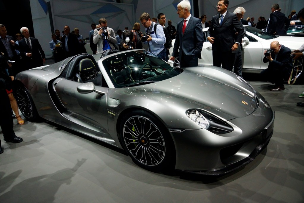 Se acaba la tortura: Porsche presenta al 918 Spyder en su forma final en Frankfurt