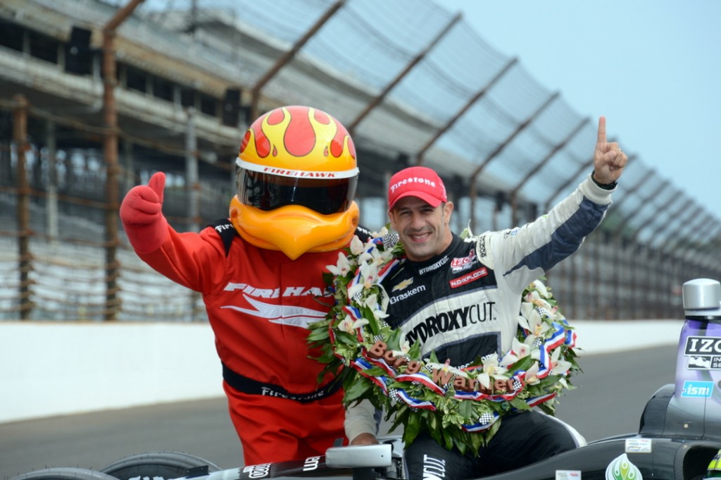 Tony Kanaan pasa al equipo Ganassi para la IndyCar en 2014