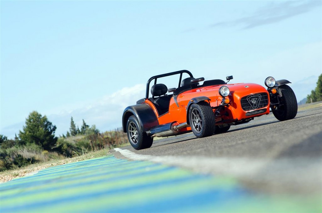 Es oficial, los biplazas de Caterham llegan a Chile