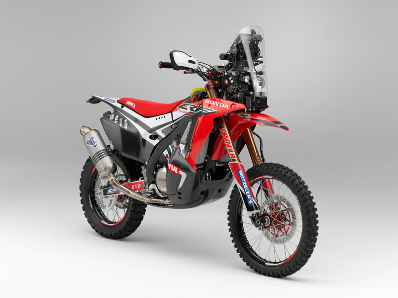 Honda presenta su espectacular moto para el Dakar 2014, conoce la nueva CRF450 Rally