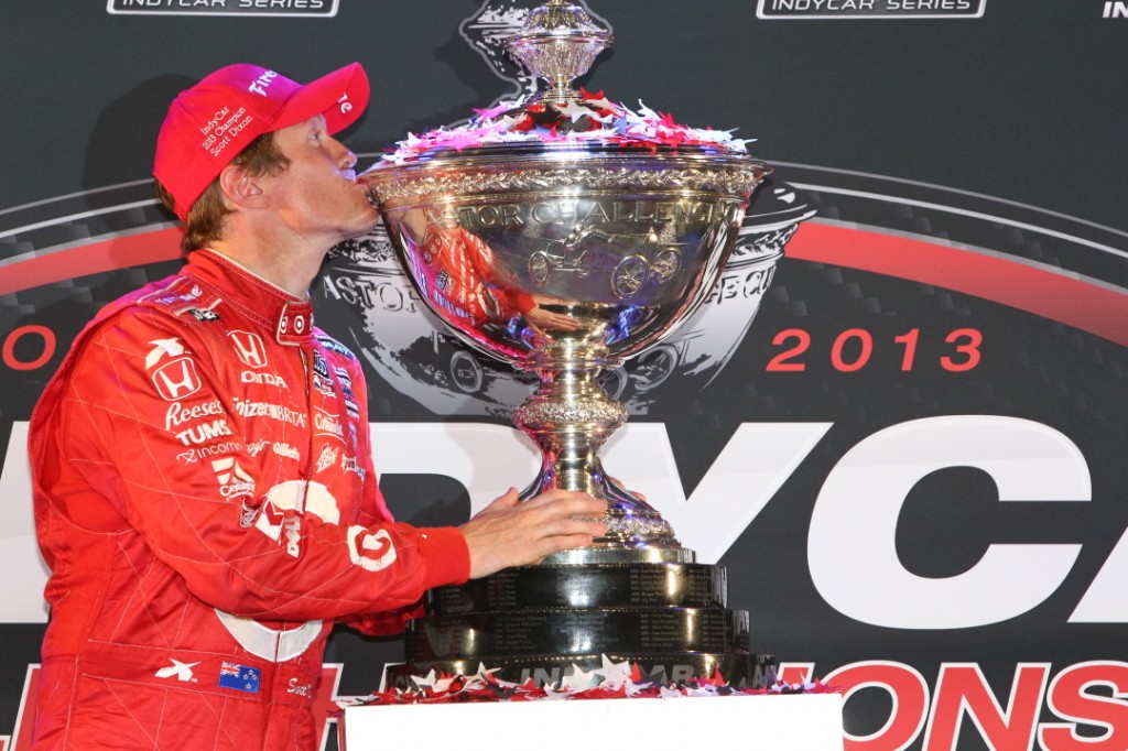 Scott Dixon se corona campeón 2013 de la IndyCar, Will Power gana la final en Fontana
