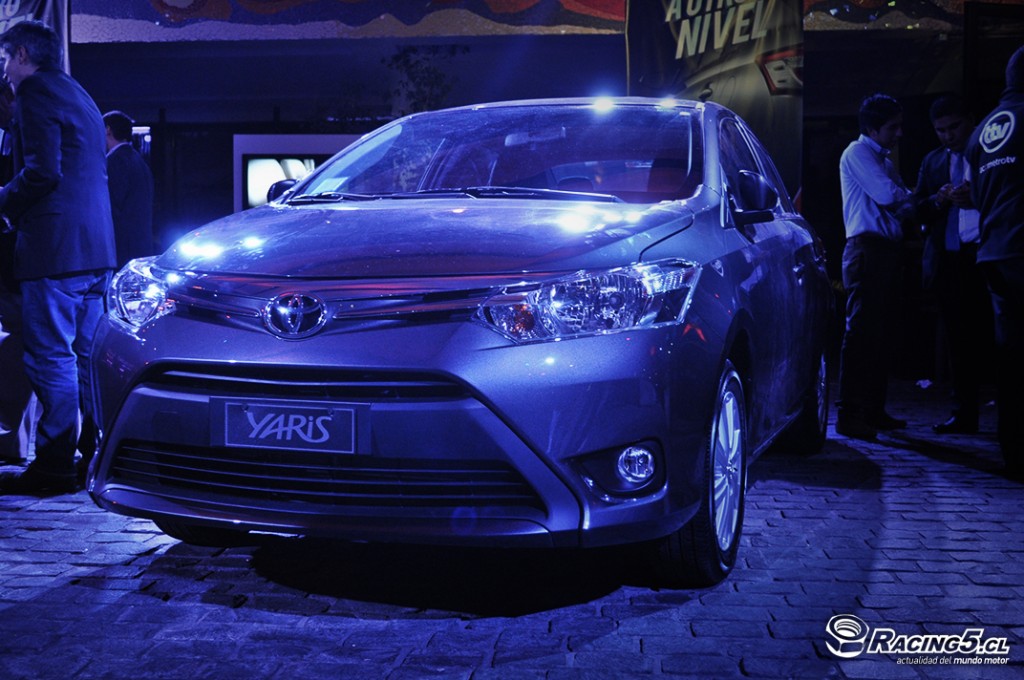 Llegó la tercera generación del Toyota Yaris Sedán a Chile