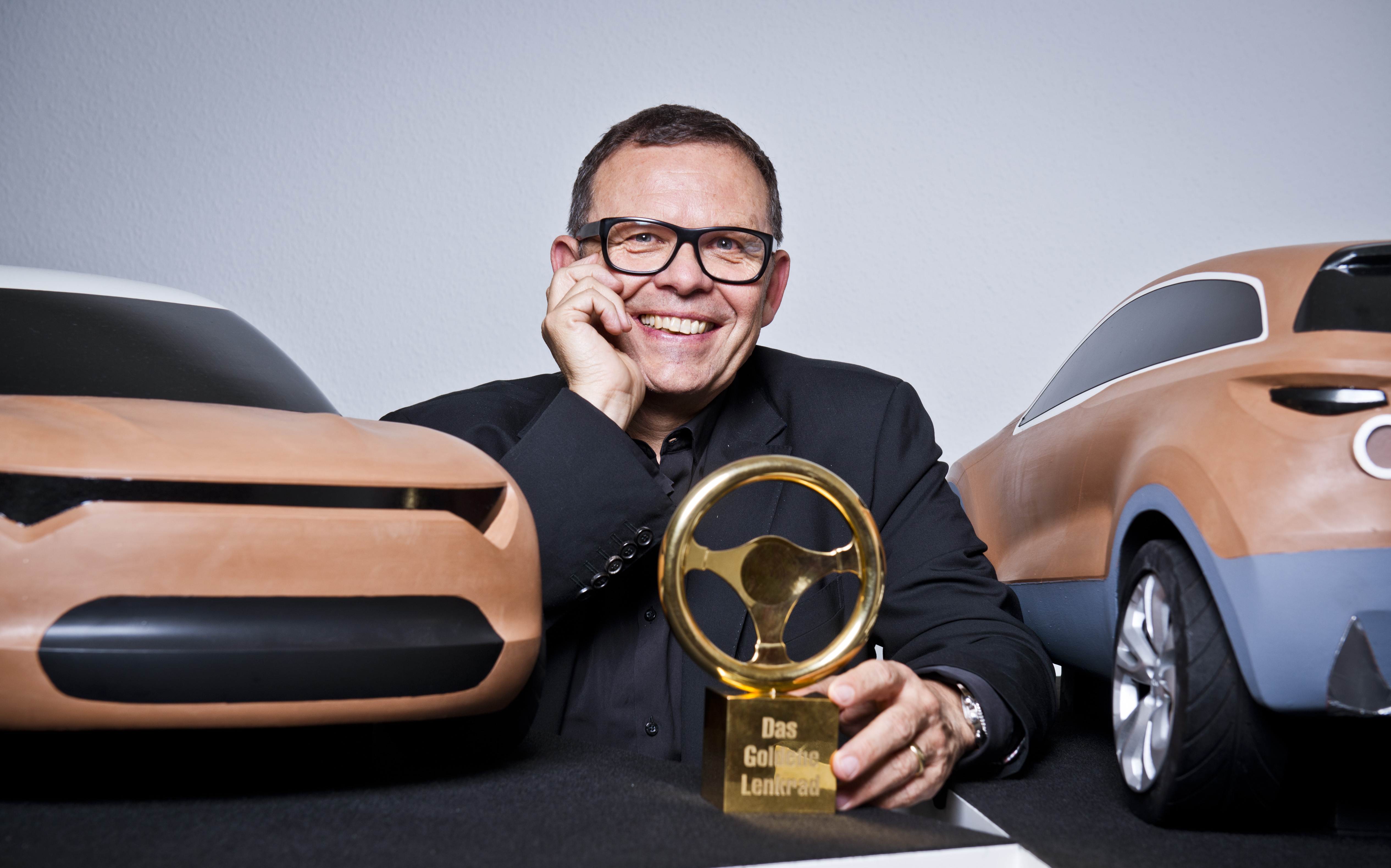 Otra de Peter Schreyer, recibe el “Golden Steering Wheel” 2013 por sus logros en la industria