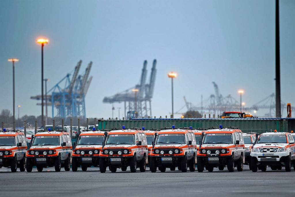 Llegar al puerto de Le Havre, el primer enlace del Dakar 2014