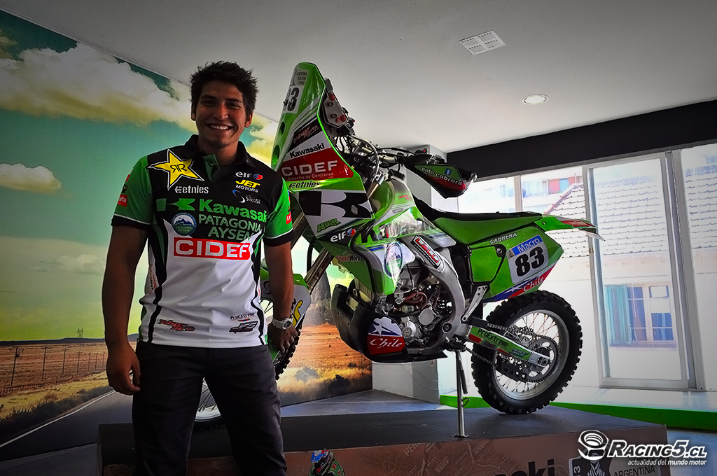 Patricio Cabrera presenta su proyecto para el Dakar 2014 junto a Kawasaki
