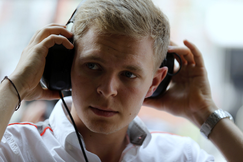 Kevin Magnussen lideró los tiempos en Jerez de la Frontera, Red Bull continúa con problemas
