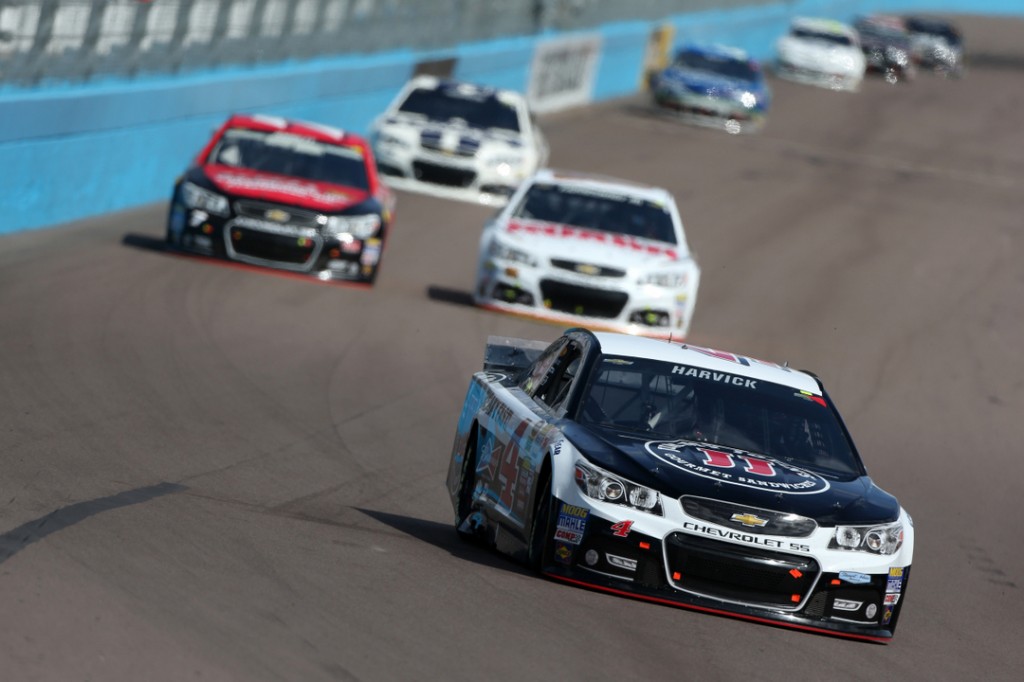 NASCAR, Kevin Harvick domina en Phoenix