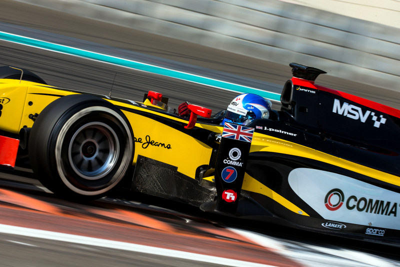 Jolyon Palmer fue el más rápido en el primer día de pretemporada de la GP2 Series