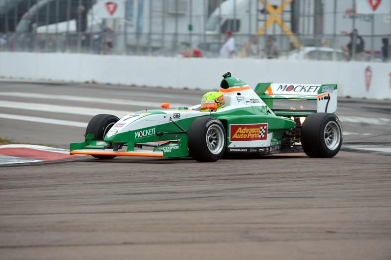 Spencer Pigot se impuso en la primera carrera de la Pro Mazda Championship en St. Petersburg