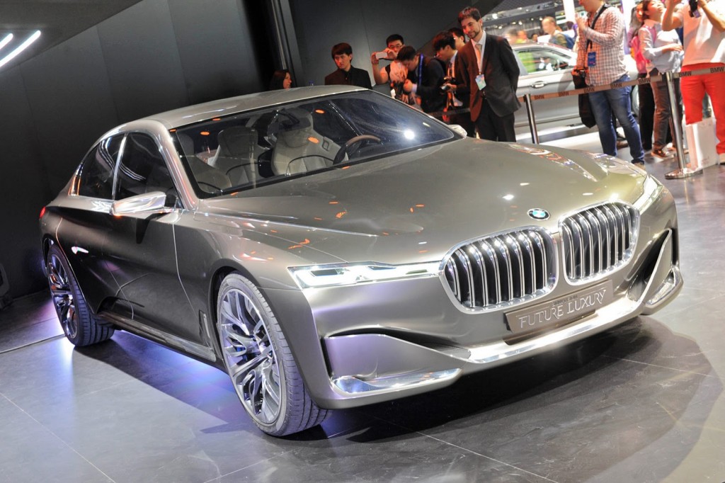 BMW y Mercedes-Benz priorizan a China para hacer sus anuncios de lujo