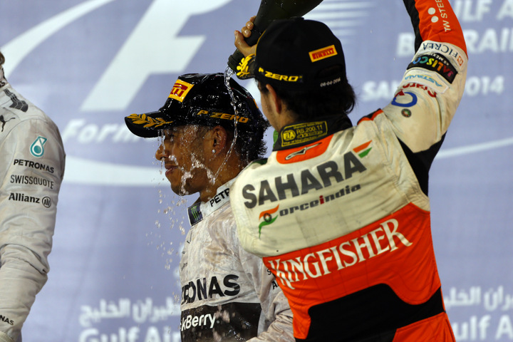 Lewis Hamilton ganó un emocionante Gran Premio de Bahréin