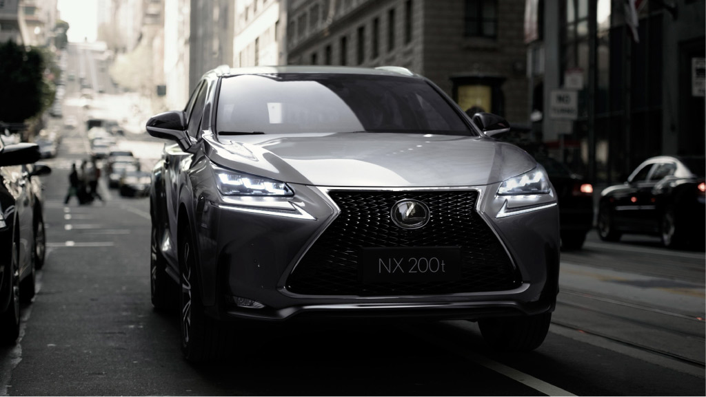 Lexus apaga 6 velitas en Chile y anuncia la llegada del crossover NX