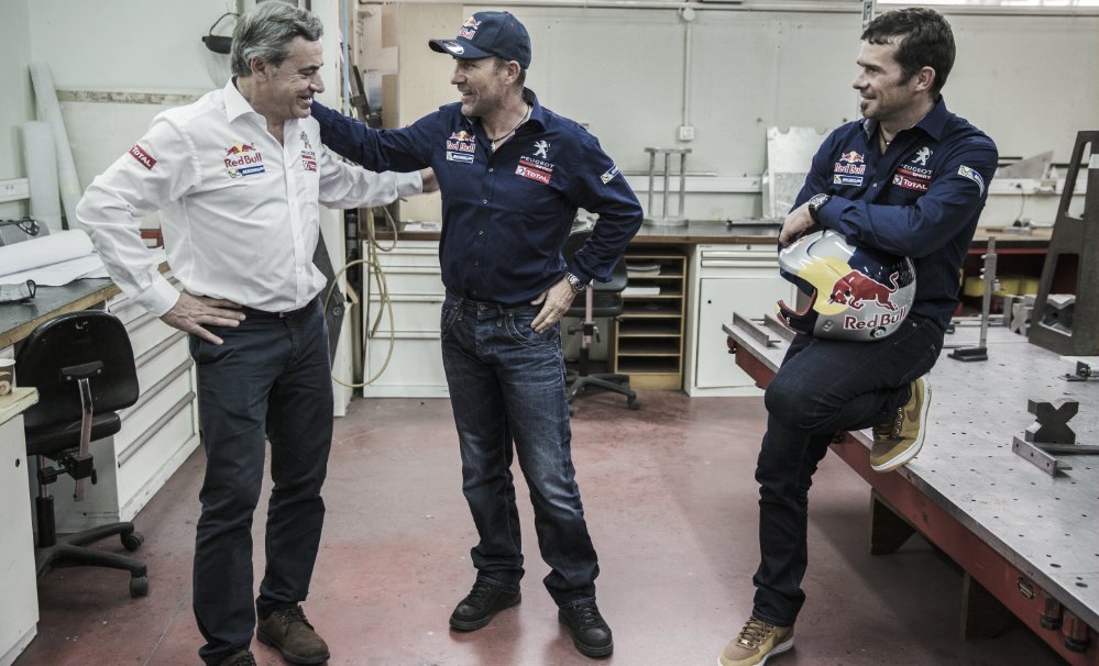 Peugeot promete que no habrá órdenes de equipo en el Dakar 2015