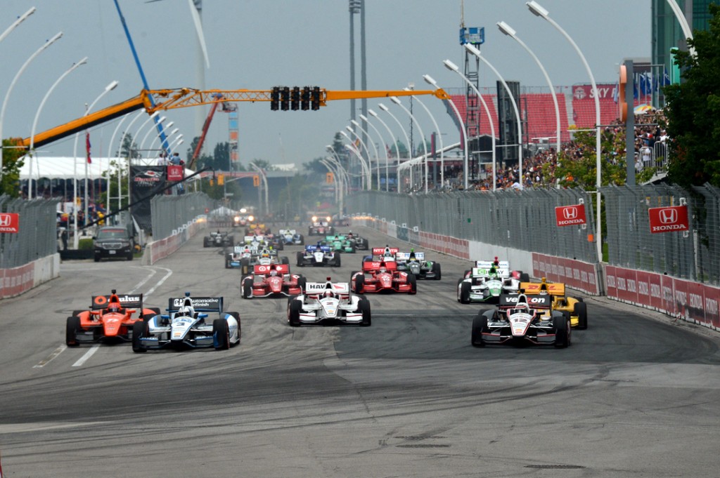 Cápsula Motor: Locura doble en Toronto