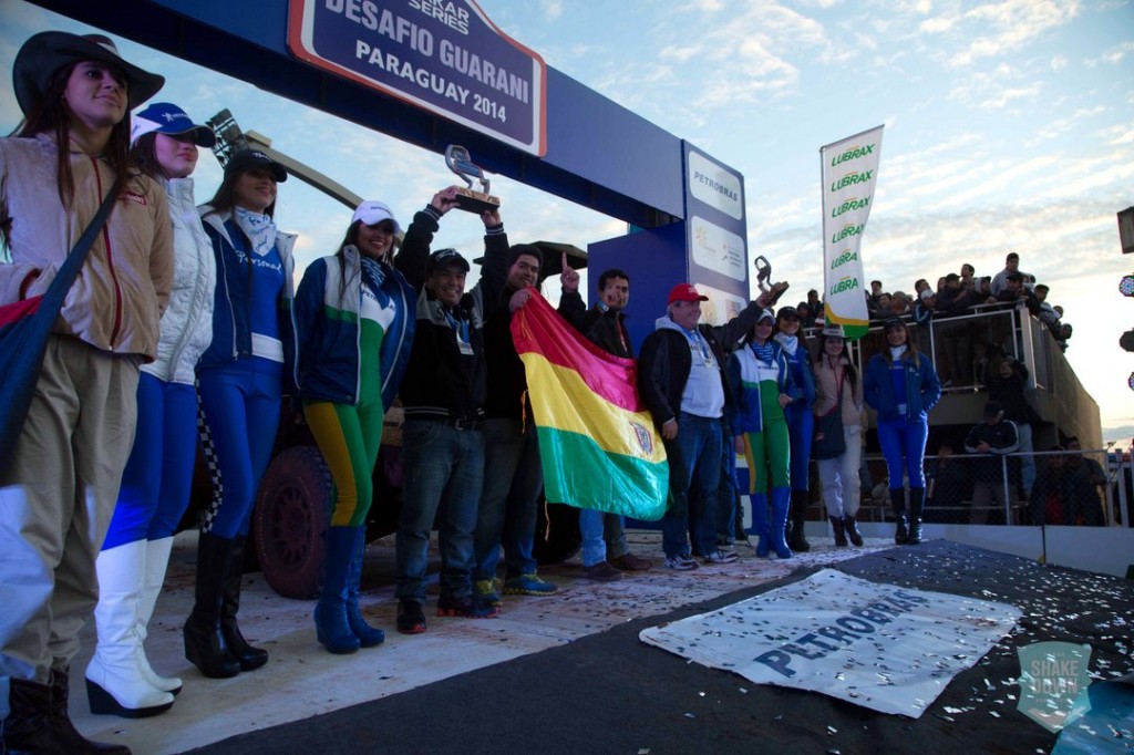 El boliviano Marco Bulacia gana el Desafío Guaraní en autos