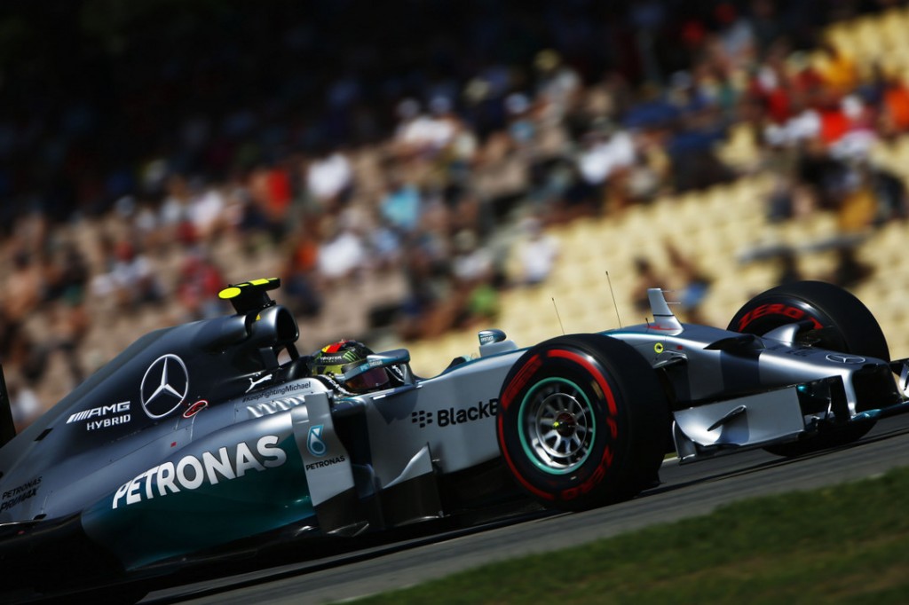 Nico Rosberg marca cómoda pole position en Alemania ante accidente de Hamilton