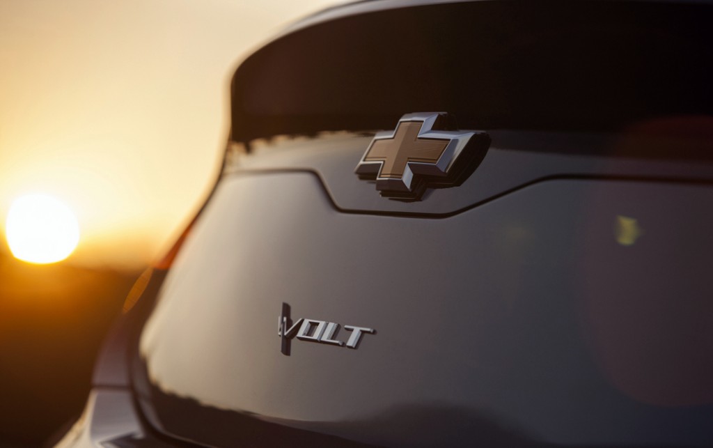 ¡Teaser! Esta es la primera imagen de la nueva generación del Chevrolet Volt