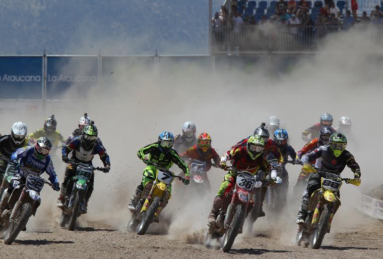 El Motocross vuelve a Laguna Carén este fin de semana