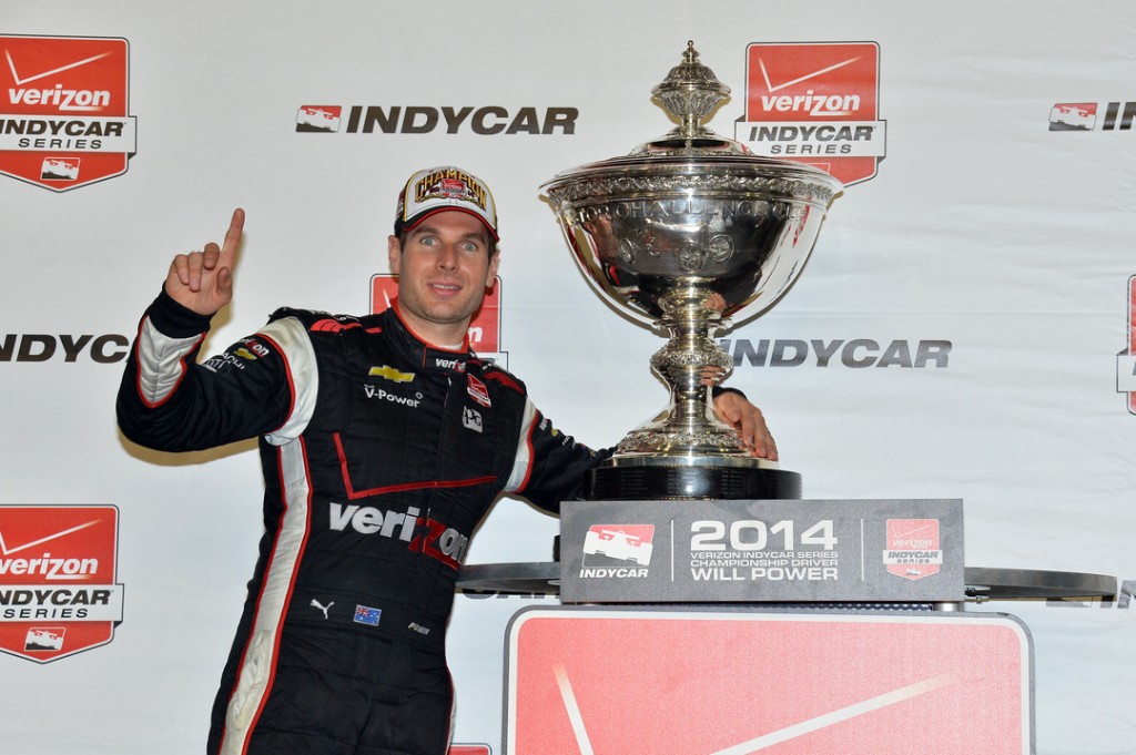 Will Power campeón 2014 de la IndyCar, Tony Kanaan ganó la final en Fontana