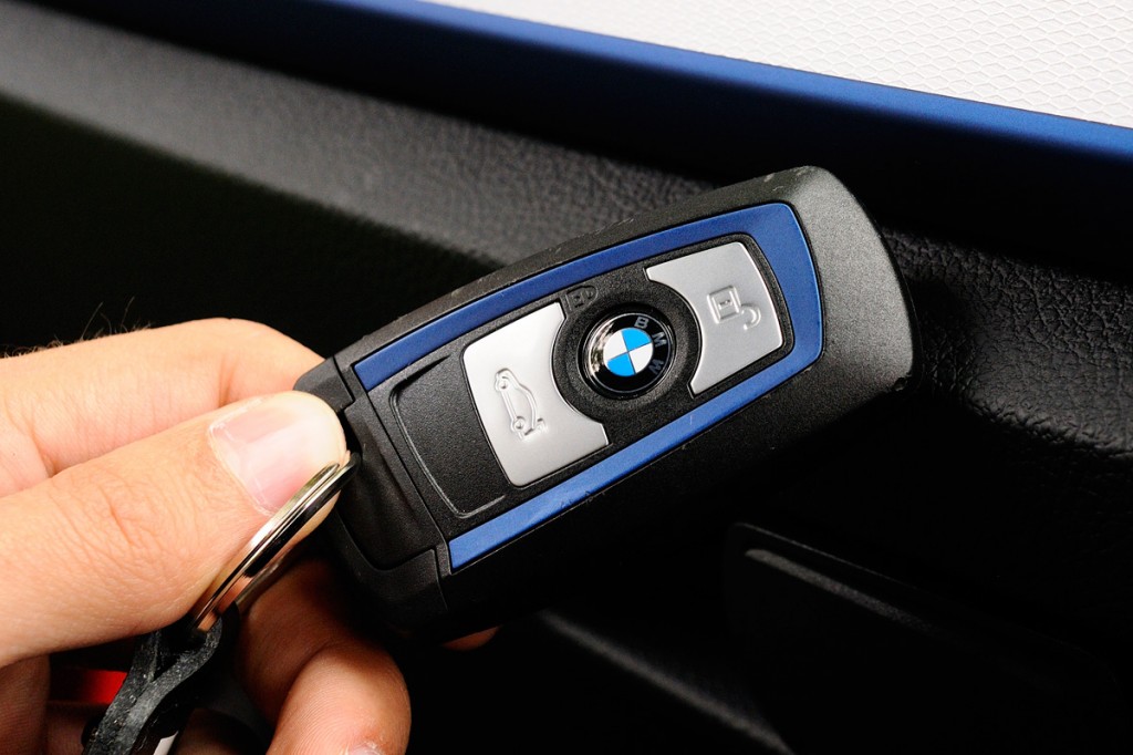 Seminario de cerrajeria 2.0 ¿Cómo funcionan las llaves electrónicas de tu auto?