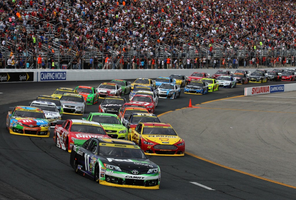 [NASCAR] Menos caballos y posibilidad de correr con lluvia en circuitos son los cambios para el reglamento 2015 de la Sprint Cup