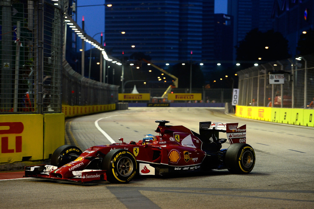 Ferrari y Shell estrenaron nuevo aceite basado en gas natural en Singapur