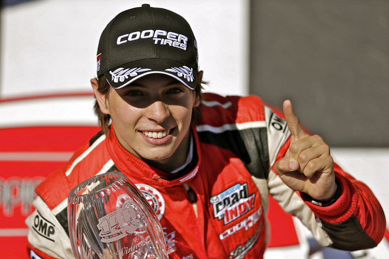 Colombiano Gabby Chaves completó con éxito su segundo test en un IndyCar