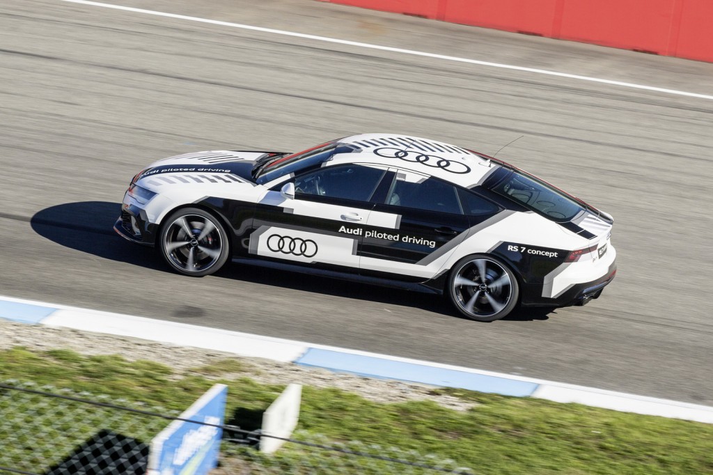 [Video] Mira al Audi RS7 Sportback completar una vuelta en Hockenheim de manera 100% autónoma