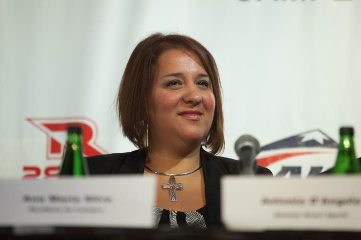 La alcaldesa de Codegua, Ana María Silva, defiende el proyecto del Autódromo Internacional de Codegua