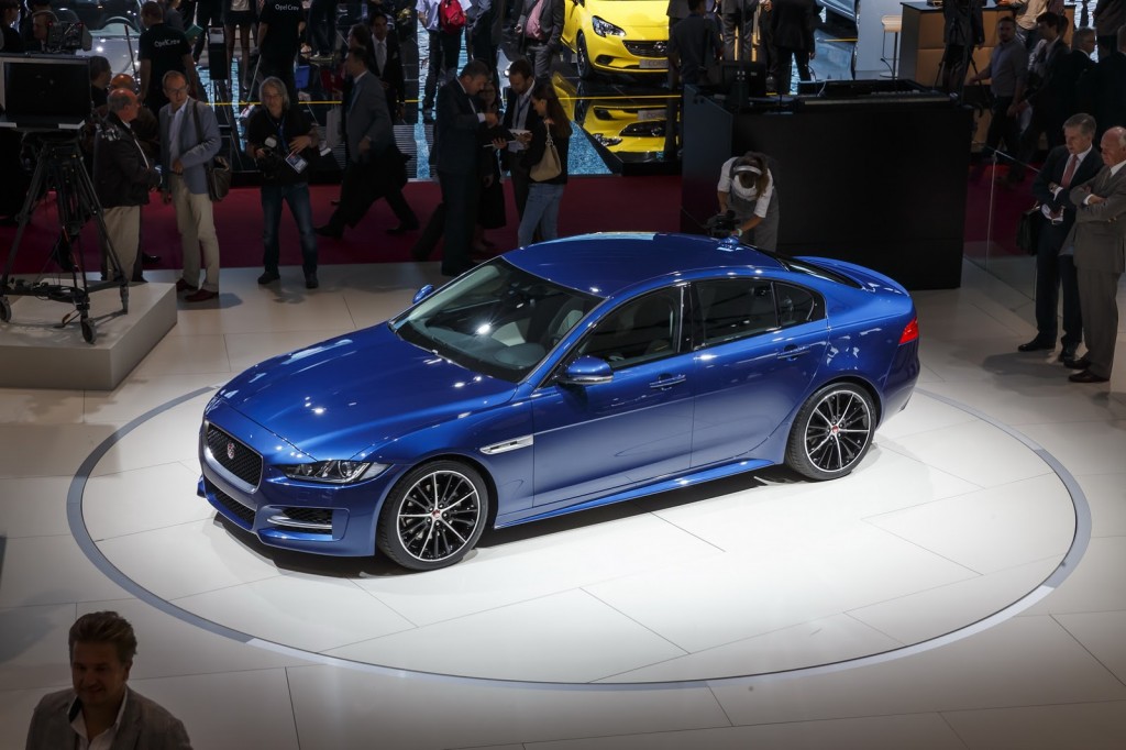 [Salón de París] Jaguar XE, jugada agresiva en el mercado premium