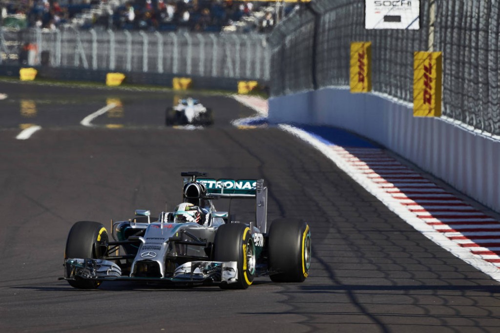 [Fórmula 1] Lewis Hamilton marca la pole position en Rusia