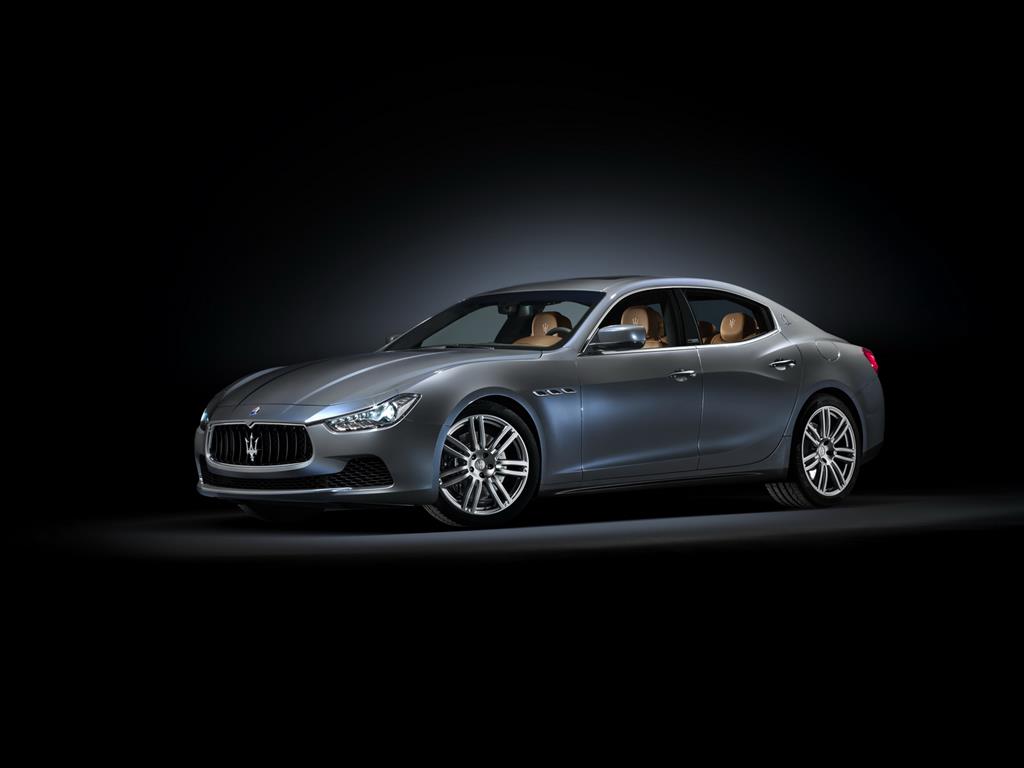 [Salón de París] Maserati Ghibli se viste con Ermenegildo Zegna