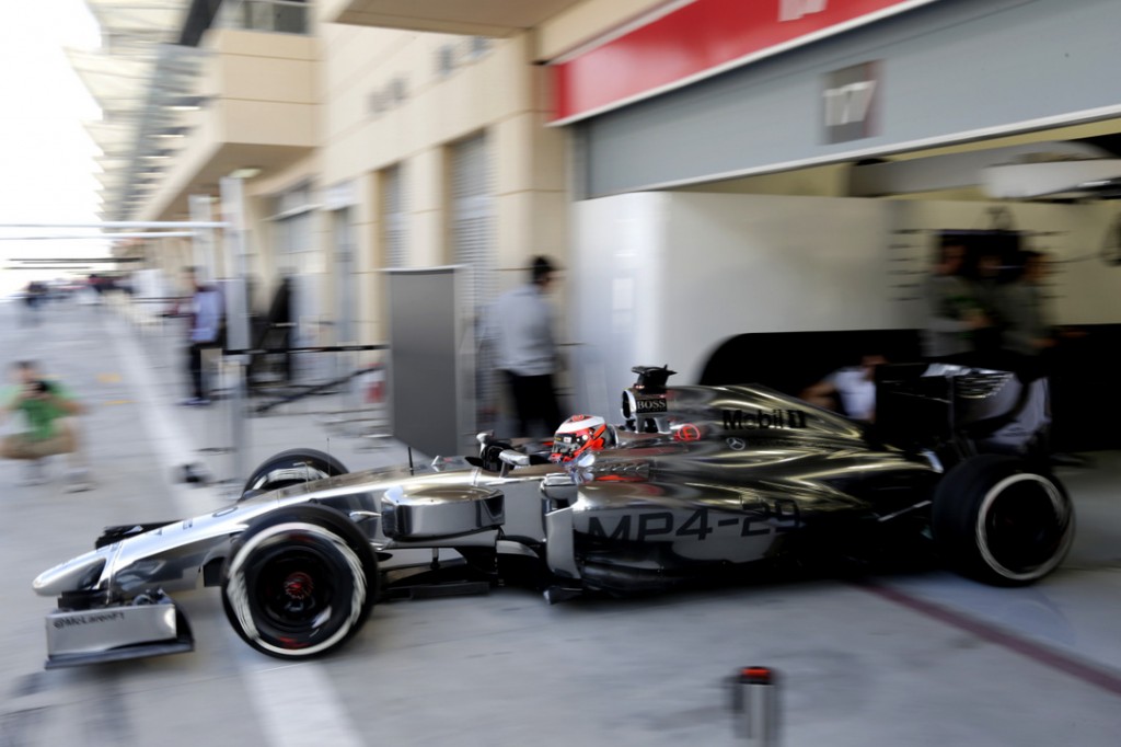 El Mclaren-Honda de Fórmula 1 girará por primera vez mañana en Silverstone