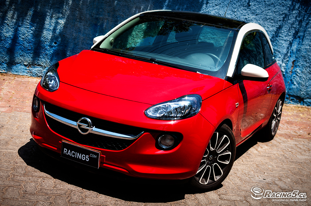 [Test Drive] Opel Adam Glam 1.4, personalidad a flor de chapa