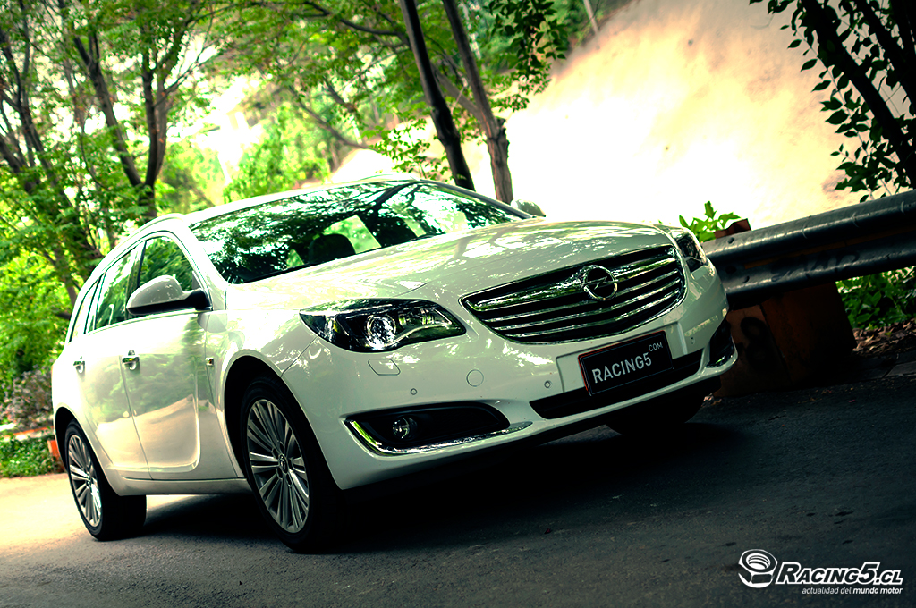 [Test Drive] Opel Insignia Sports Tourer Cosmo 2.0 Turbo X, un familiar con mucho caracter