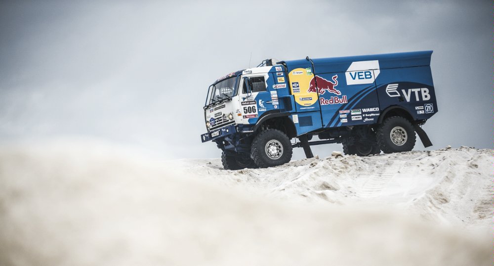 [Imágenes] Los pilotos han cambiado, el dominio no, Kamaz va por otro título en el Dakar 2015