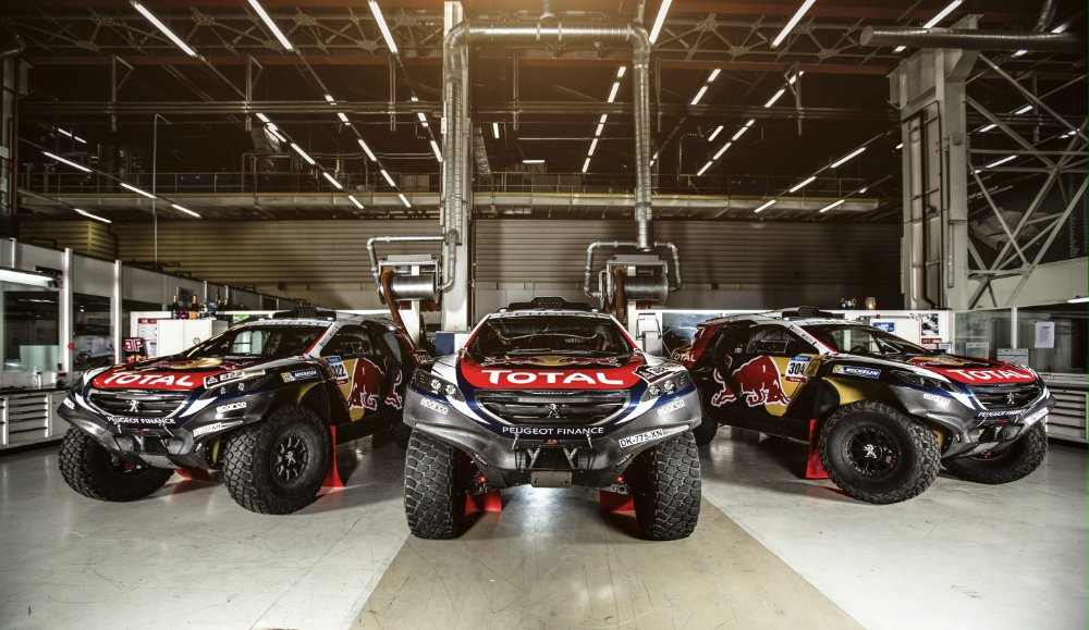 Peterhansel, Sainz y Despres optimistas en cuanto a las opciones del Peugeot 2008 DKR en el Dakar 2015