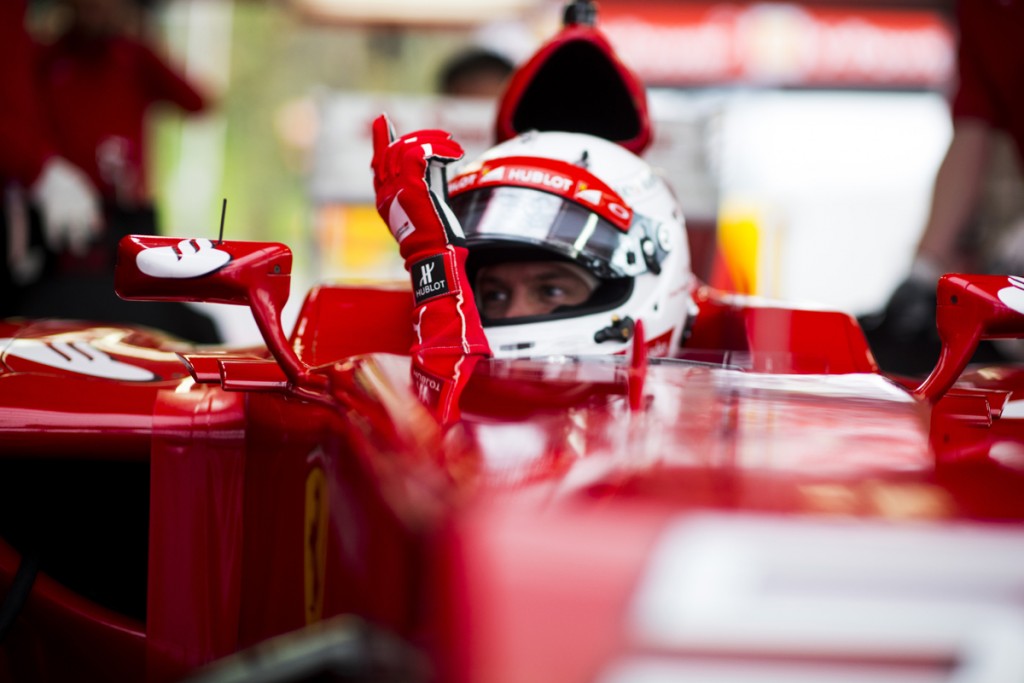 [Video] Sebastian Vettel completa sus primeras vueltas a bordo de una Ferrari